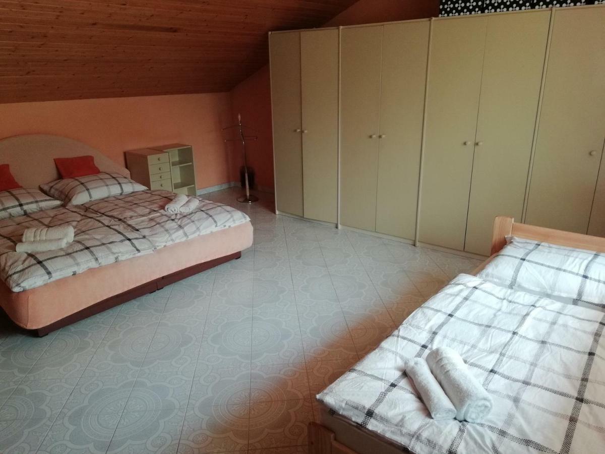 Privat Cerenica Apartment Belusa ภายนอก รูปภาพ